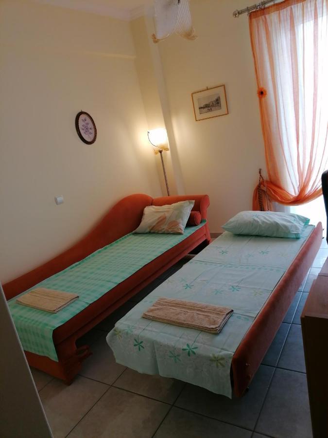 Apartment Giorgos Kalamata Exterior foto